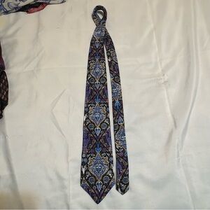 Gallery Collection Tie Tiffany Glass Blue and Gold Paisley Tie 100% Silk